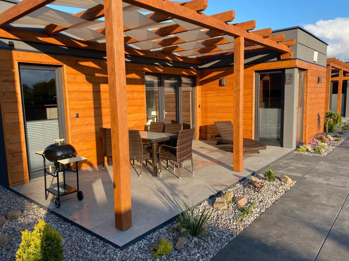 Cisza Bungalows Village / Blisko Natury Nowecin Exteriör bild